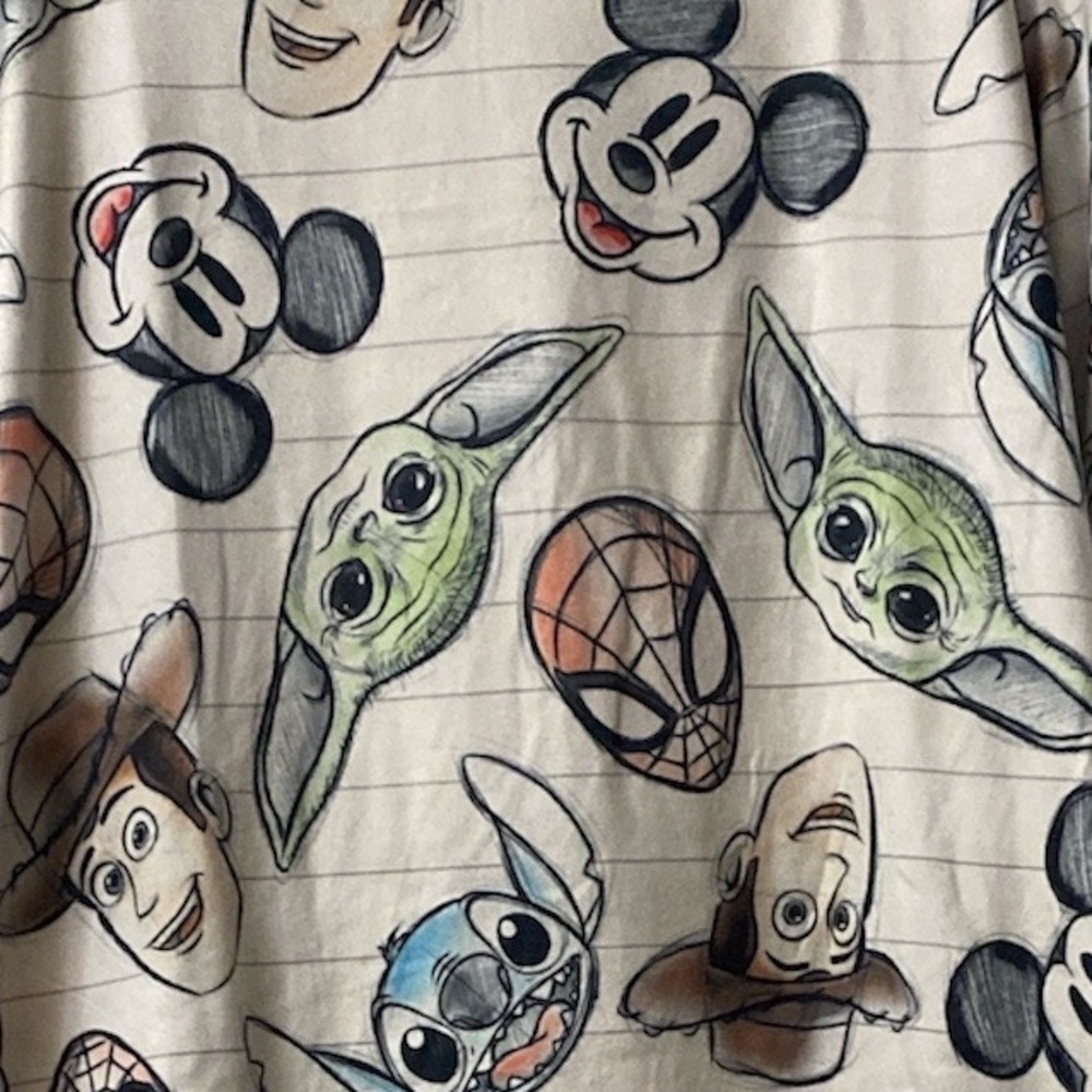 Disney PJ Set - Picture 6 of 9